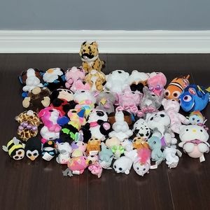 Lot of 42 all sizes Beanie Boos Ty Bears
